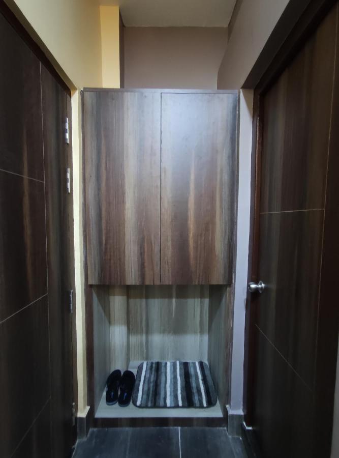 Jim'S Motel Kalchini Екстериор снимка